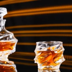 Echos Whiskyset | Whiskygläser | 7-Teiliges Whiskeyset | Geschenkset -Deutschland Herd Geheimnis Verkaufs-Shop 0b313f9c67ba04d750e27c7ff03f1cb2