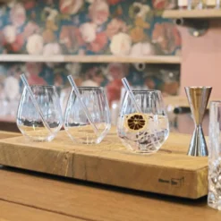 Nachtmann Tastes Good Vorteilsset 4 Gin Tonic Gläser + 4 Glastrinkhalme + Reinigungsbürste 14 Nachtmann Tastes Good Vorteilsset 4 Gin Tonic Gläser + 4 Glastrinkhalme + Reinigungsbürste -Deutschland Herd Geheimnis Verkaufs-Shop ba512386bc12f03ba0c824ca45c7ef6d