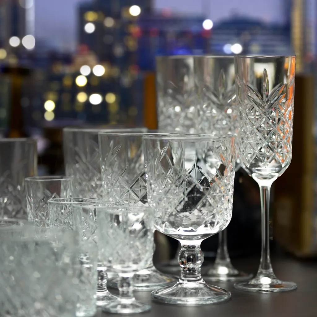 Pasabahce 440356 Timeless Sektglas, Sektkelch, 175ml, Glas, Transparent, 4 Stück 13 Pasabahce 440356 Timeless Sektglas, Sektkelch, 175ml, Glas, Transparent, 4 Stück – Bild 11