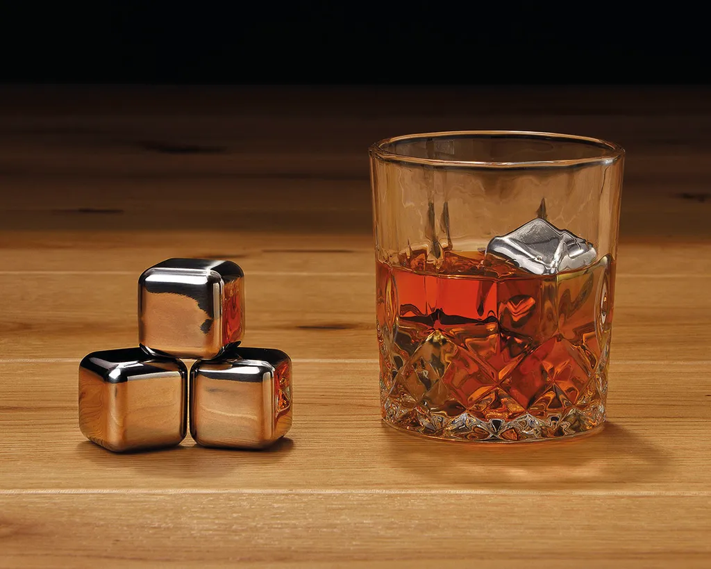 Whisky Geschenk-Set Mit 2 Gläsern, Eiswürfeln Aus Edelstahl, Zange, Samtbeutel In Einer Schönen Holzbox 15 Whisky Geschenk-Set Mit 2 Gläsern, Eiswürfeln Aus Edelstahl, Zange, Samtbeutel In Einer Schönen Holzbox - Image 13