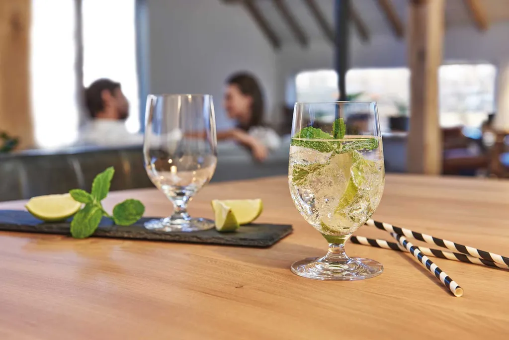 LEONARDO 061453 Ciao+ Wasserkelch, Glas, 310 Ml, H 13 Cm, Klar (6 Stück) 14 LEONARDO 061453 Ciao+ Wasserkelch, Glas, 310 Ml, H 13 Cm, Klar (6 Stück) - Image 12