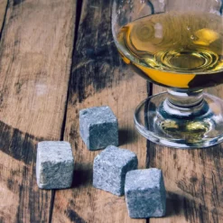 Echos 4er Whisky Steine Set Aus Granit | Wieder Verwendbar | Im Hochwertigem Stoffbeutel | -Deutschland Herd Geheimnis Verkaufs-Shop e83cac06ce5557025160ae3c99aa3230