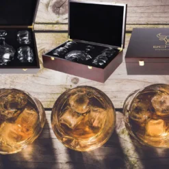Echos Whiskyset | Whiskygläser | 7-Teiliges Whiskeyset | Geschenkset -Deutschland Herd Geheimnis Verkaufs-Shop feabb1f31dae183c103d826c624f9733